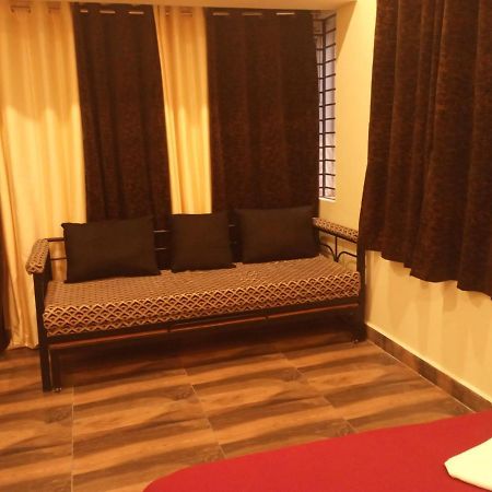 Sri Arangan Kudil Rooms Tiruchirappalli Esterno foto